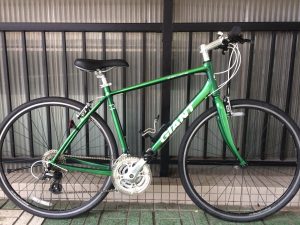 京都にて購入 クロスバイク　giant エスケープ　クロスバイク 　escape 自転車本体